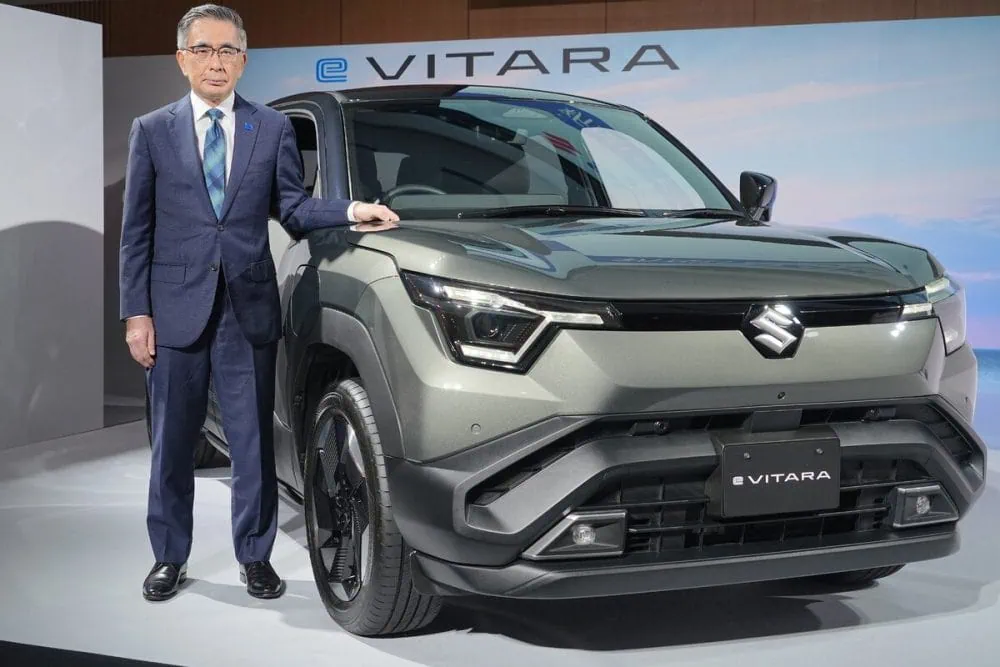 第3位 【スズキ初のEV】話題「e ビターラ」正式発表!補助金87万円で実質312万円台から!? サイズ・スペック・価格を総まとめ
