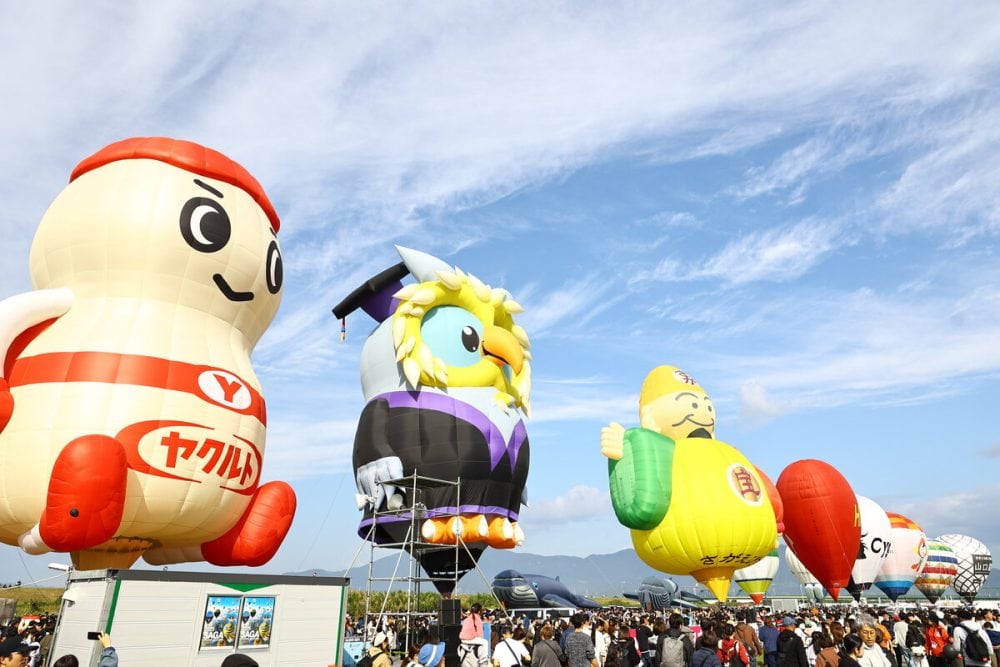 キャラモノなど、楽しいバルーンが並ぶバルーンファンタジア。子供たちも大喜び。