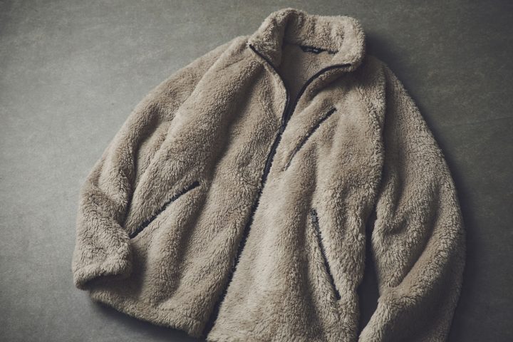 【ユニクロのわがままウェア】UNIQLOandNEEDLES「フリースジャケット」はヴィンテージな趣と快適な着心地がたまらない!/No.1モノ雑誌編集長のお墨付き『コレ買いです』Vol.138