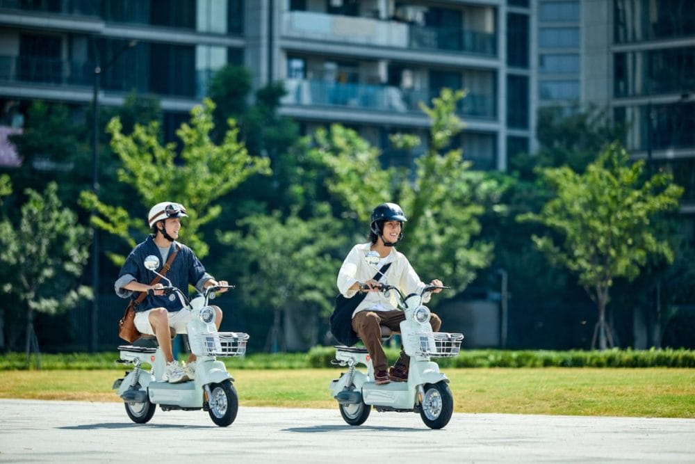 ちょっとの移動を楽しくしてくれるネオレトロなEVバイク