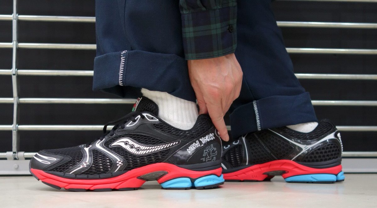 Saucony PROGRID TRIUMPH 4 "Keith Haring"