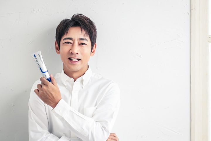 NASAのアイデアをヒントに誕生！革新的*¹オーラルケア「アパデント」を小泉孝太郎さんが試してみた！