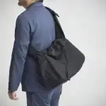 第3位　【優秀モノの最有力候補】ユニクロ：シー“高見え”ショルダーバッグのコスパに驚き／No.1モノ雑誌編集長のお墨付き『コレ買いです』Vol.131