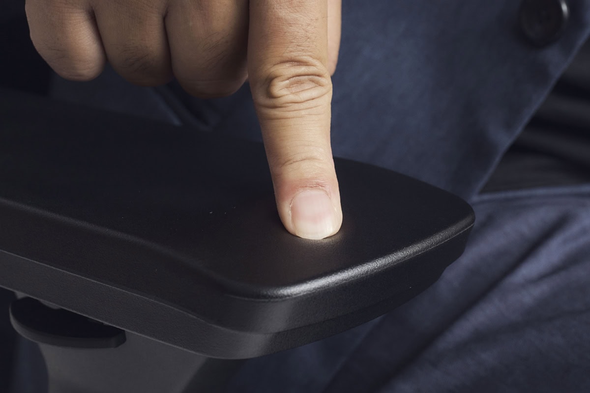 やわらかなウレタン素材を採用