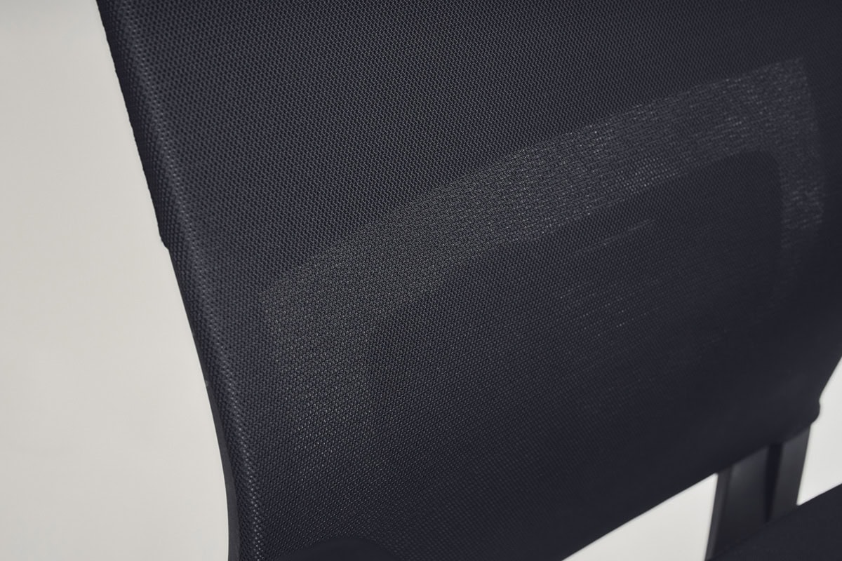 通気性と弾性を兼備