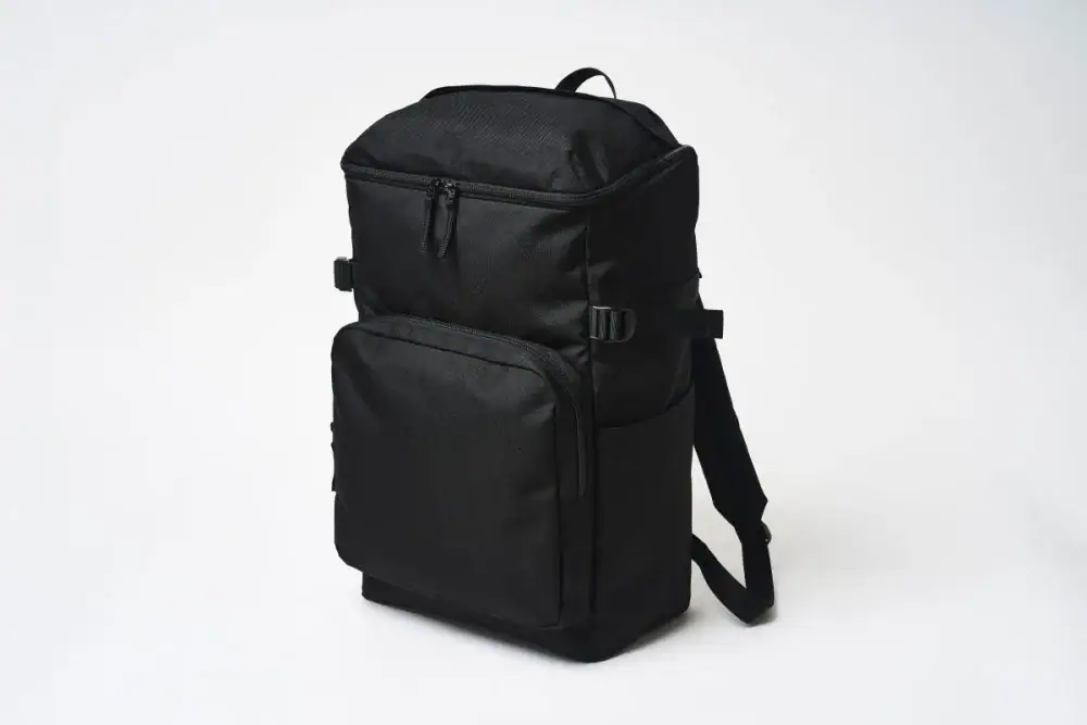 第2位　「ユニクロvsワークマンvs無印良品」神コスパな大容量バッグ降臨！“工夫が詰まった”6000円以下のすごいリュックを徹底比較