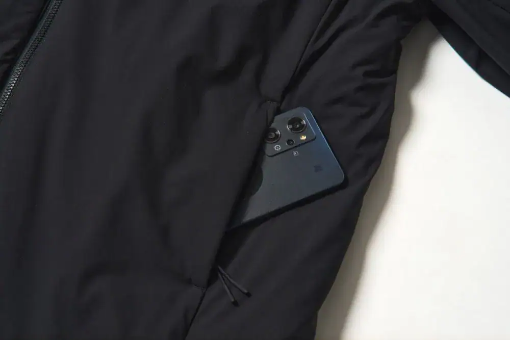 第2位　「ユニクロのこれマジで買い」驚くほど軽くて暖かい！冬の大本命“ユニクロ：シー”の注目アウター＆シャツが最強