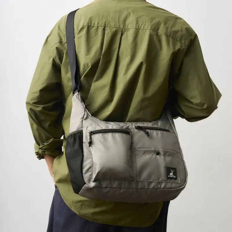 第1位　「最強ショルダーバッグ」付録と「きのこの山そっくりポーチ」付録、早くも話題沸騰です！【絶賛予約受付中】