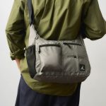 三日月形なので体にフィット