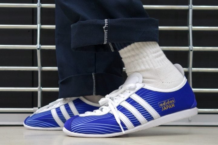 【薄型が最強に色っぽい】アディダス伝説の「JAPAN」復刻!1964年の名作スニーカーをエディターが試し履き