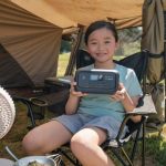 片手で持てる軽さ。超コンパクトボディに“本格電源”を搭載