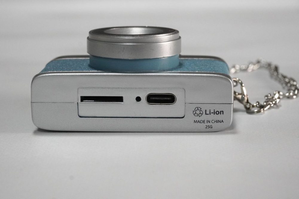 スリーコインズ
ミニトイカメラ
