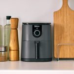 幅がわずか20㎝で収納にもコンパクト