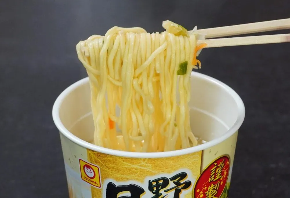 第2位　「ガチで激うまだったカップ麺」グルメライターが食べてよかったベスト3杯【1位はWの旨みがすごい塩ラーメン】2024年9月前半編