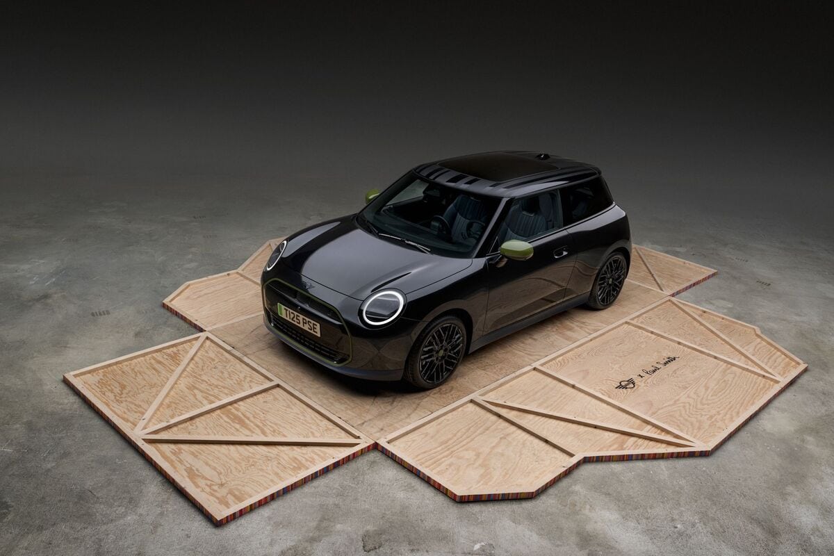 英国2大ブランドのすごいコラボ】「Paul Smith×MINI」が遊び心満載