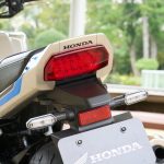 スッキリとシャープな印象をリヤに与えるテールランプ