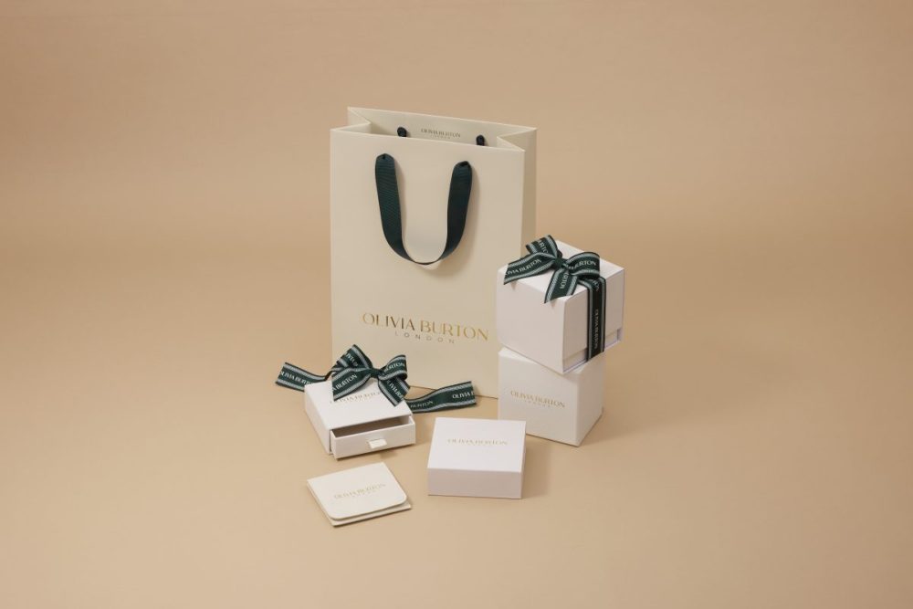 クリスマスシーズン限定でホリデー仕様のスペシャルパッケージも用意