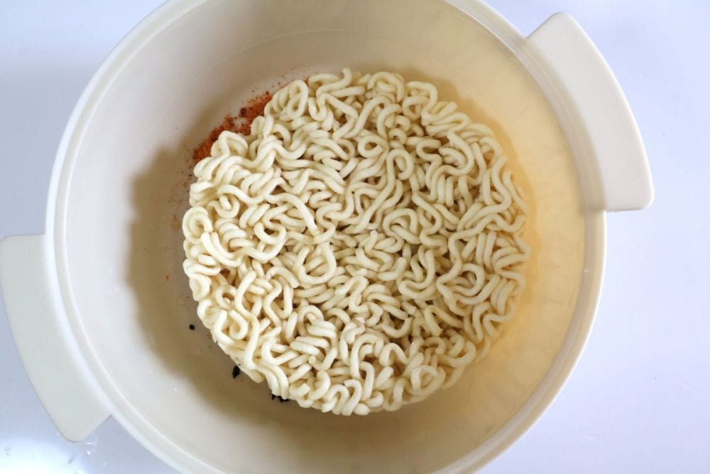 その後麺を上に置く