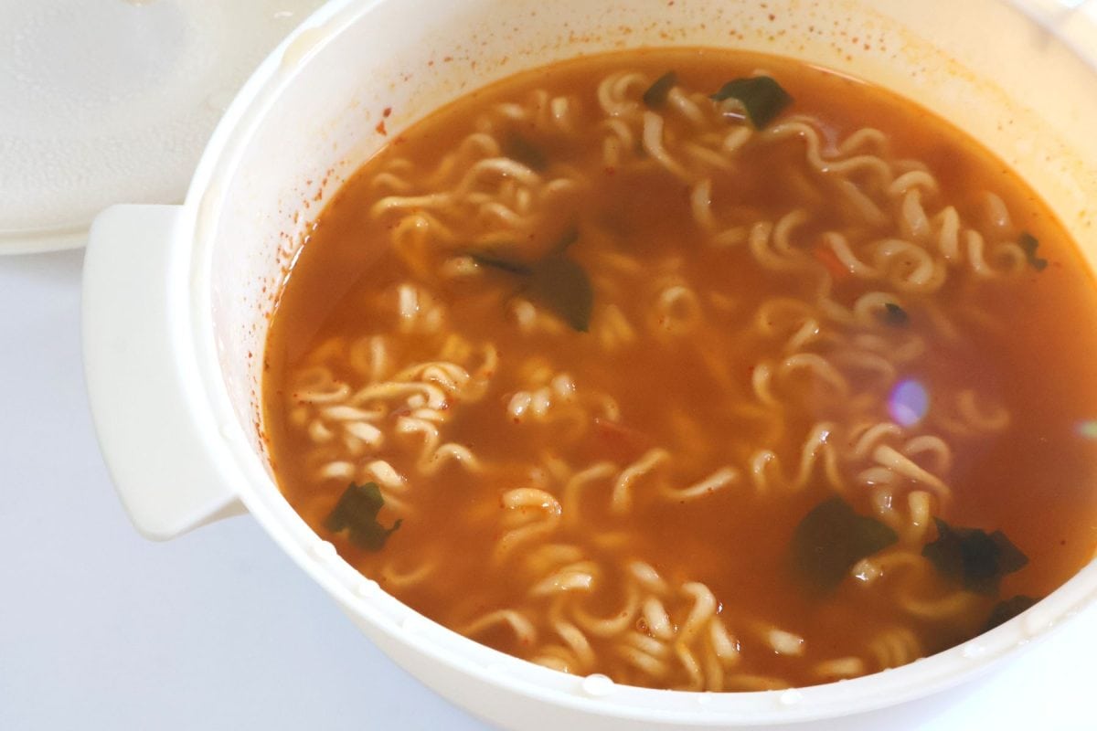 そのままお皿にもなるので移し替える手間がない