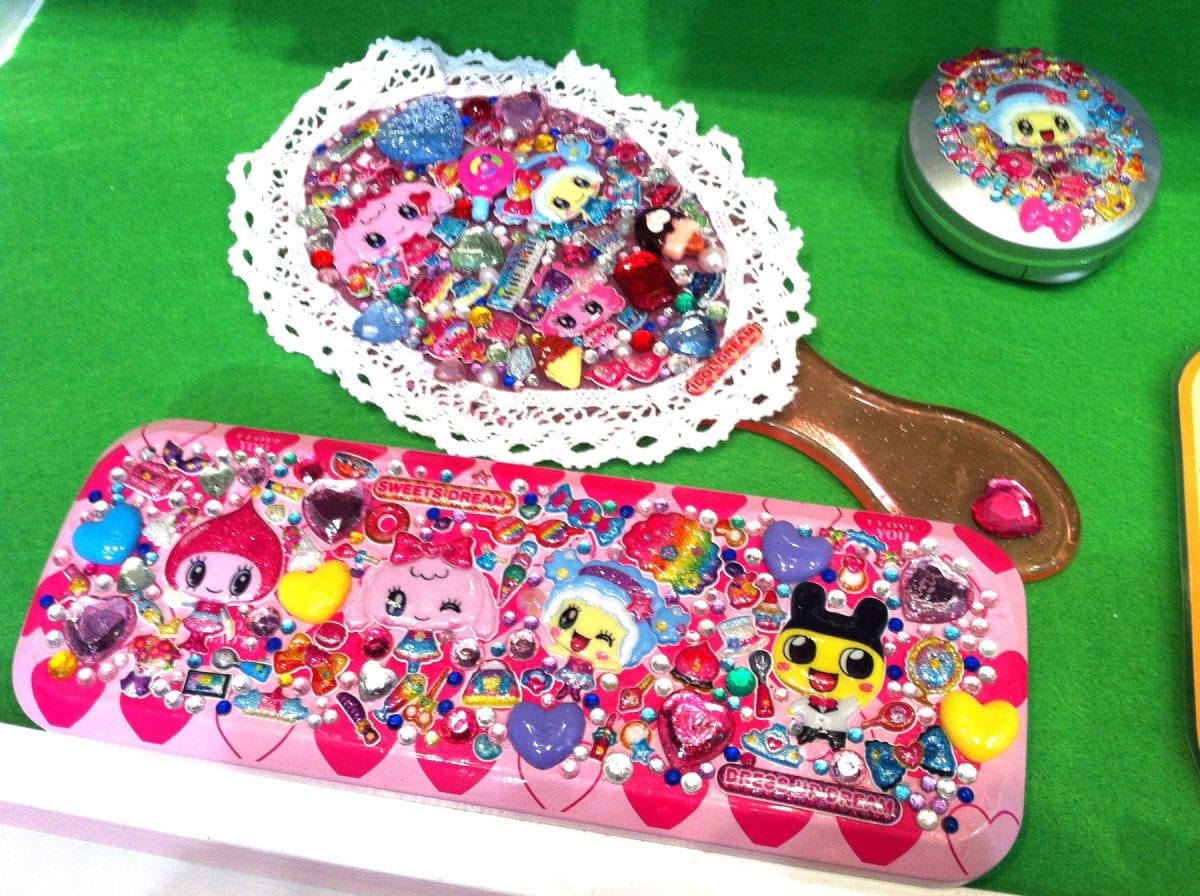 「たまもりシール」©BANDAI