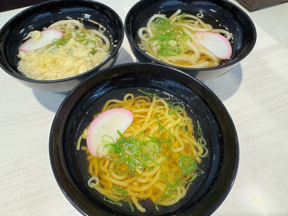 【物価高の救世主現る！？】魚べい平日ランチ限定ラーメン・うどんが衝撃の90円！ワンコイン大満足ランチセットを組んでみた