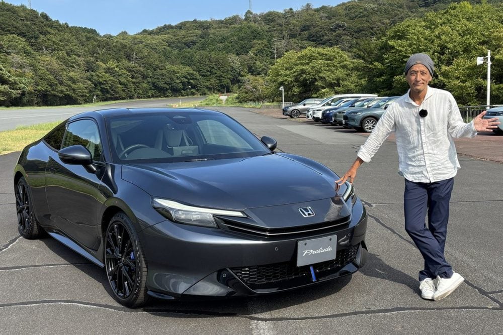 小沢コージ。愛情あふれる独自の視点でクルマを語るバラエティ自動車ジャーナリスト。雑誌を中心にWebなどにも多数寄稿。2025-2026日本カー・オブ・ザ・イヤー選考委員も務める