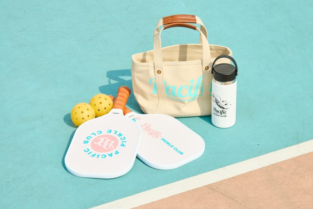 「Pacific PICKLE CLUB」ではオリジナルグッズも発売中