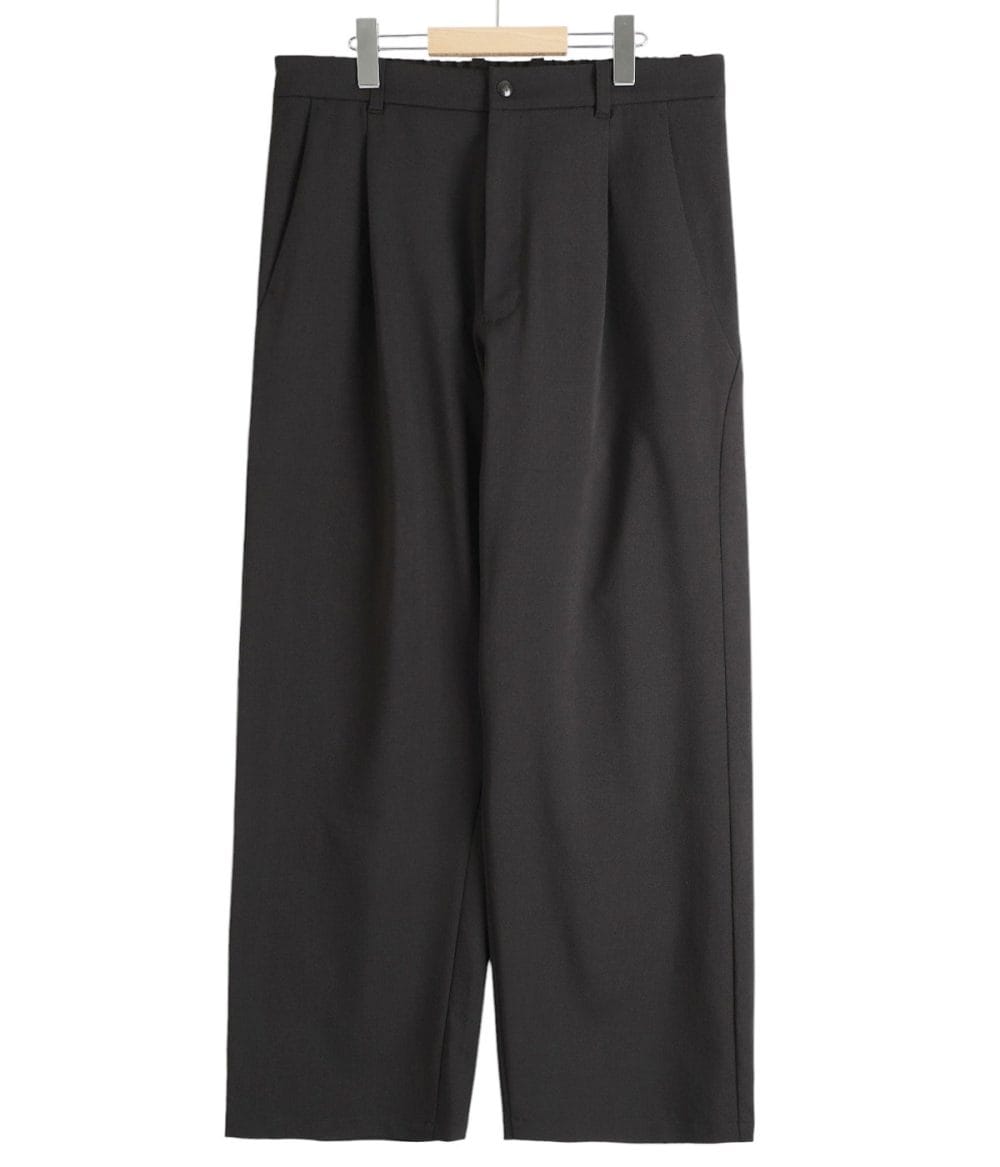 ゴールドウイン「別注 Dry Stretch Twill Tuck Pants」￥35,200