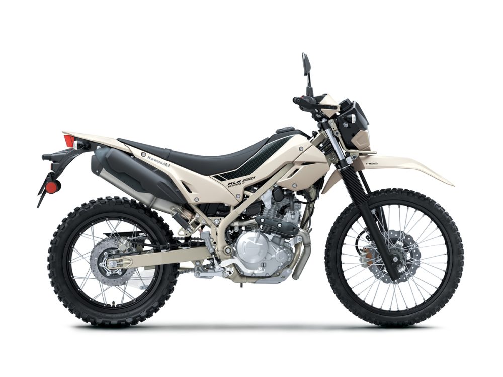 ゆったりのびのびライディングが楽しめる「KLX230 SHERPA S」