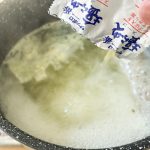 「サッポロ一番 塩らーめん」の面影をほとんど感じないほど、生フランクがいい仕事をしてくれるレシピです