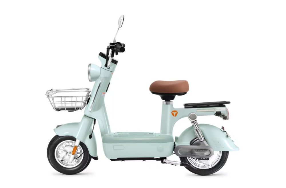 軽量＆コンパクトで扱いやすく、取り回しも楽々