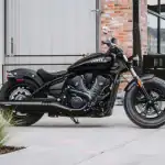 第2位　【アメリカンバイクの王道】169万円～“インディアン”に手が届く！スカウトシックスティのワイルドな「ボバー」と優雅な「クラシック」に注目