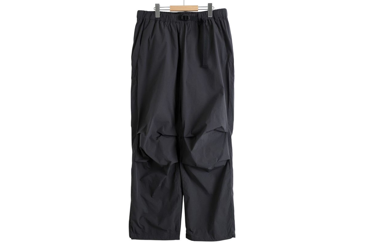 ゴールドウイン「別注Dope Dyed Rip-stop Tuck Pants」￥39,600