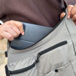 12.9インチのタブレットも収まるサイズ