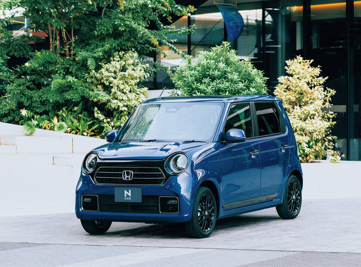 CVTを採用するモデルの最上級グレードが「プレミアム ツアラー」