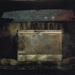 炎の中でも氷を守ったクーラーボックス