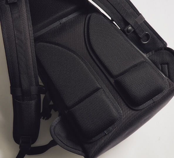 肉厚クッションで体への負荷を軽減