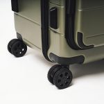 悪路に強い大型キャスター