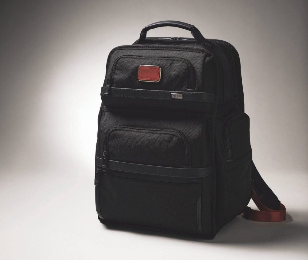 第3位 「人気ブランドの通勤快適バッグ」トゥミの創業50周年記念モデルほか、マストバイ優秀リュック3選を一気見せ!