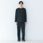 『リカバリープロラボ 疲労回復ウェア』 STANDARD 長袖・ロングパンツ 上下セット 各¥8,778(税込)