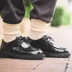 第2位 【ユニクロのコレ買い】「ユニクロ:シー」の新作にハズレなし!完売必至の高見え高機能シューズ2選