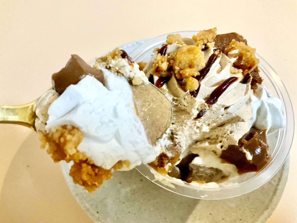 セブン-イレブン、紅茶に恋するプリンケーキパフェ