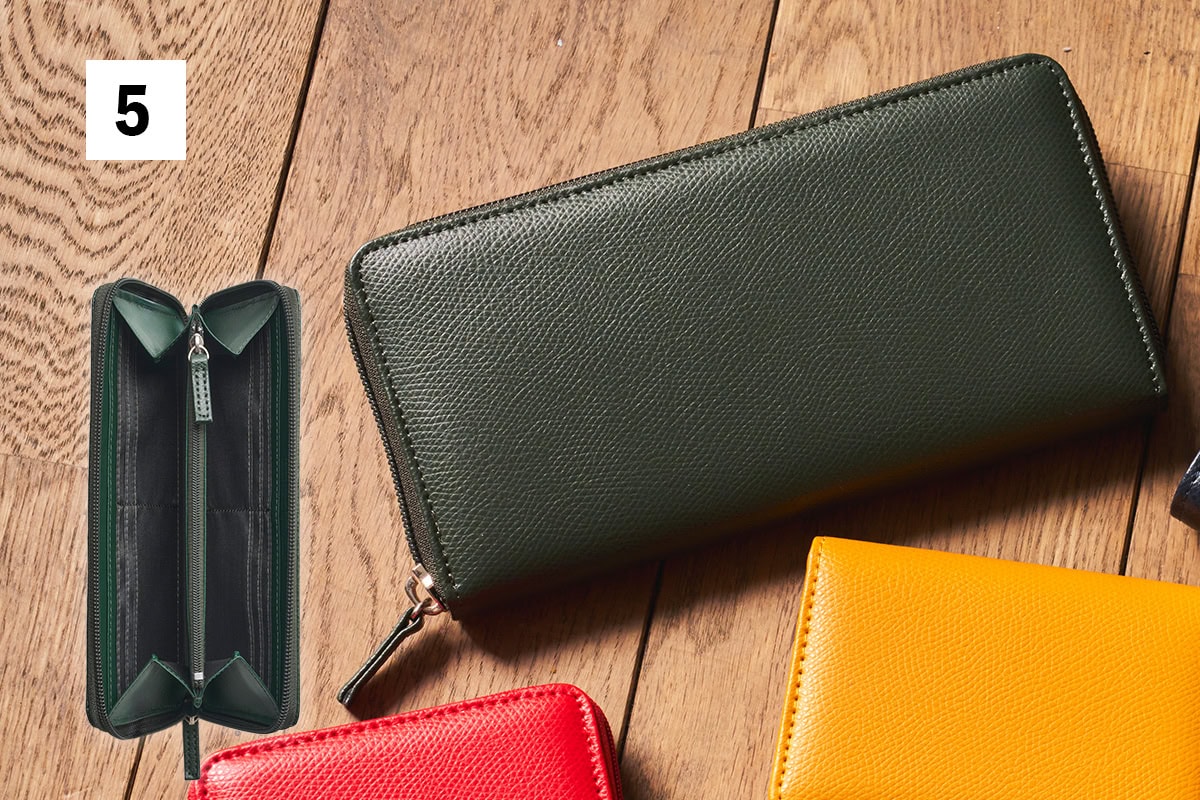 トップバリュ ファスナー長財布［TV152AWA704］ ￥3,980（税込￥4,378）