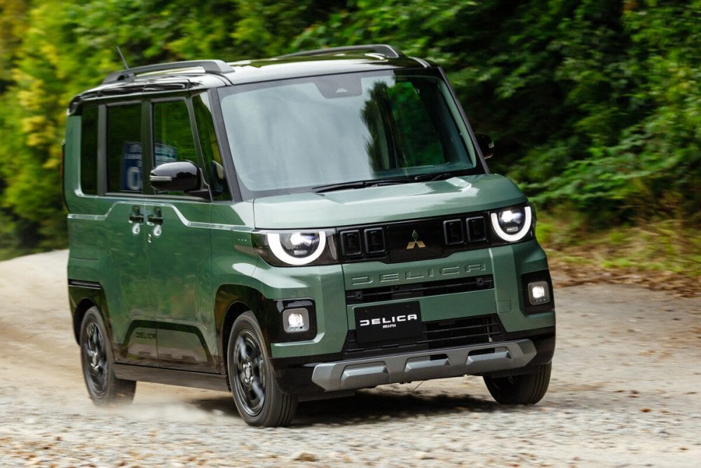 三菱がフルモデルチェンジした軽スーパーハイトワゴンの「デリカミニ」「eKスペース」の販売を開始
