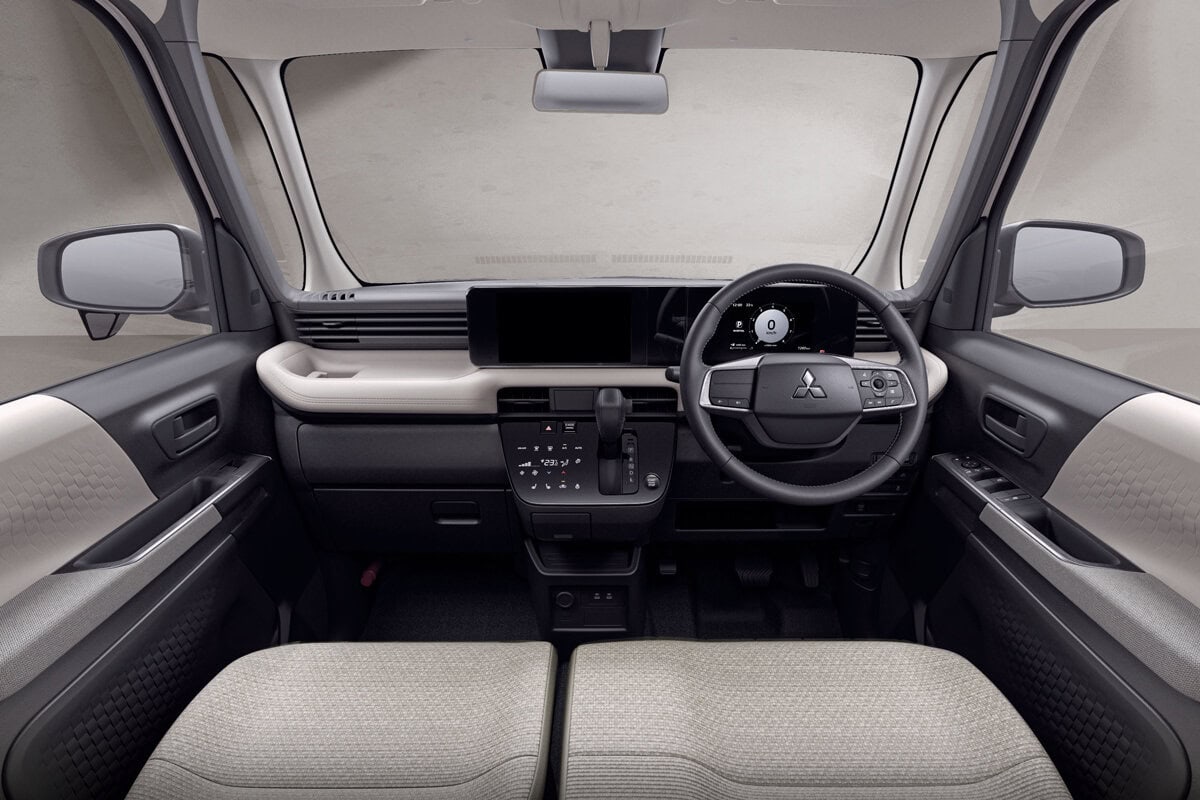 Google 搭載インフォテイメントシステムの操作性の高さ、シートやインパネ等の内装の質感の高さも高く評価