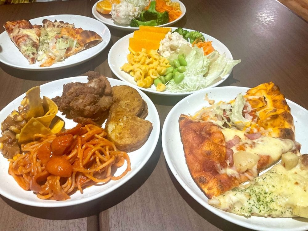 シェーキーズ、バイキングを通して“アメリカンピザ”を広めた立役者