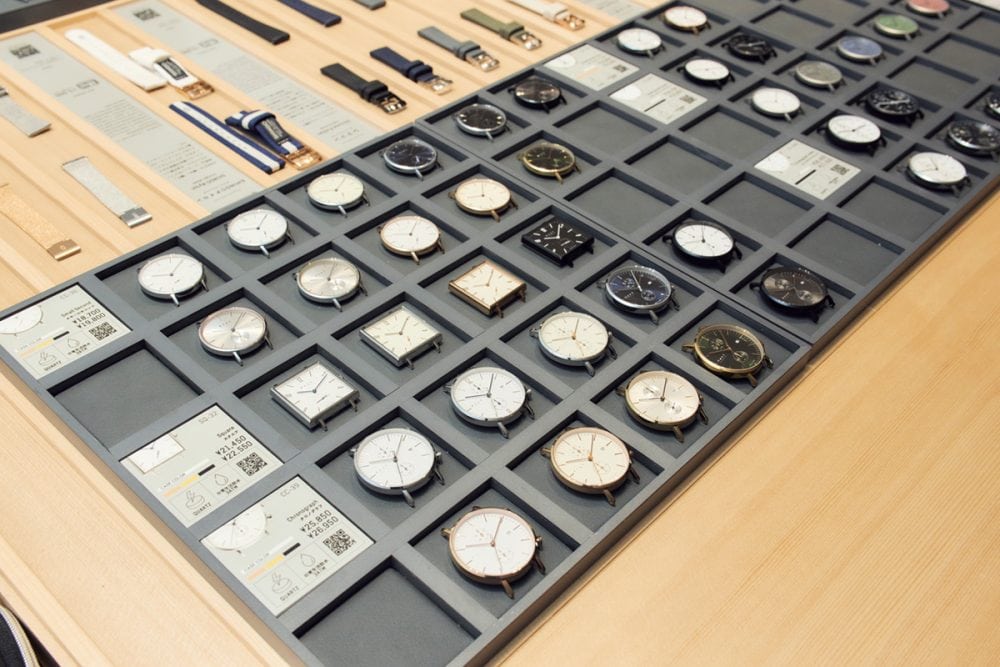 時計、ストラップ、バックルを自由に組み合わせられる