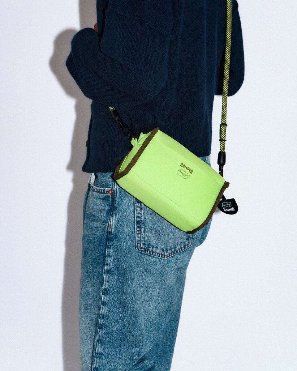 組み合わせることでショルダーバッグとして使用可能