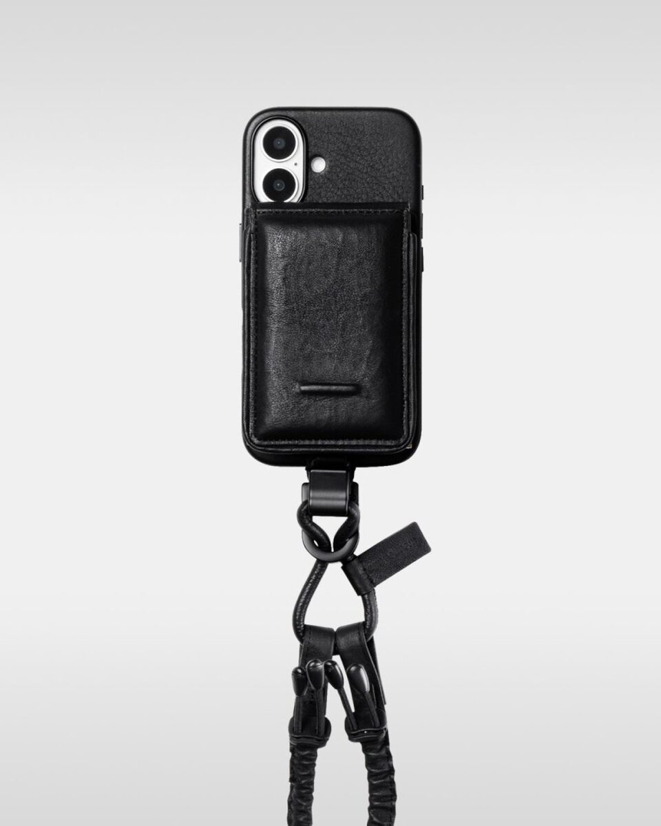 オブジェクツアイオー×ミーンズワイル「デタッチャブルストラップ + iPhoneケースセット ダイニーマ(R)レザーウォレット」￥47,300／2色展開