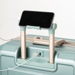 スマホスタンドとフックを一体化したキャリーバー